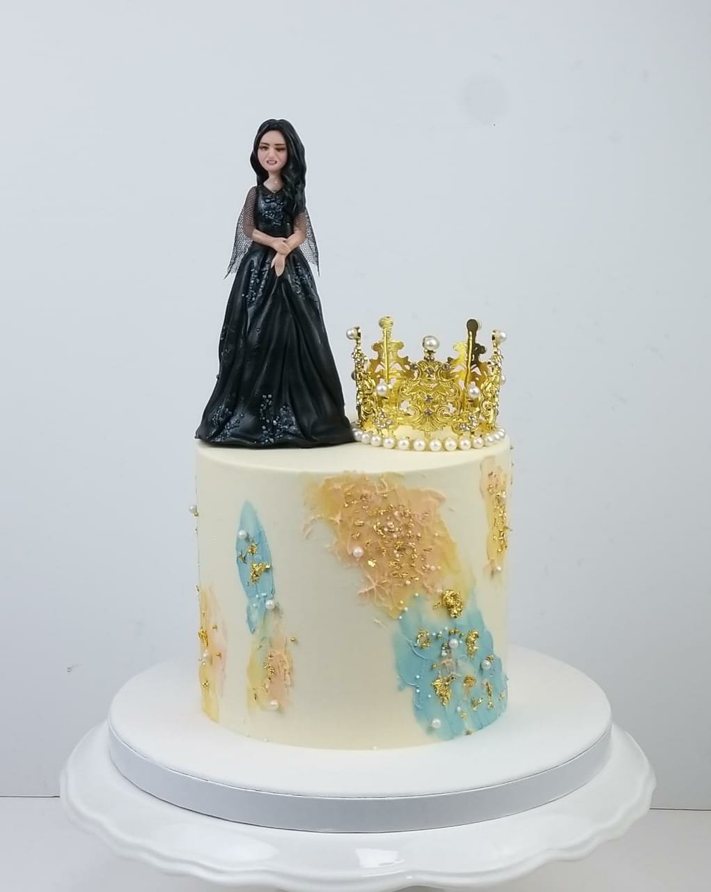 Crown Cake
