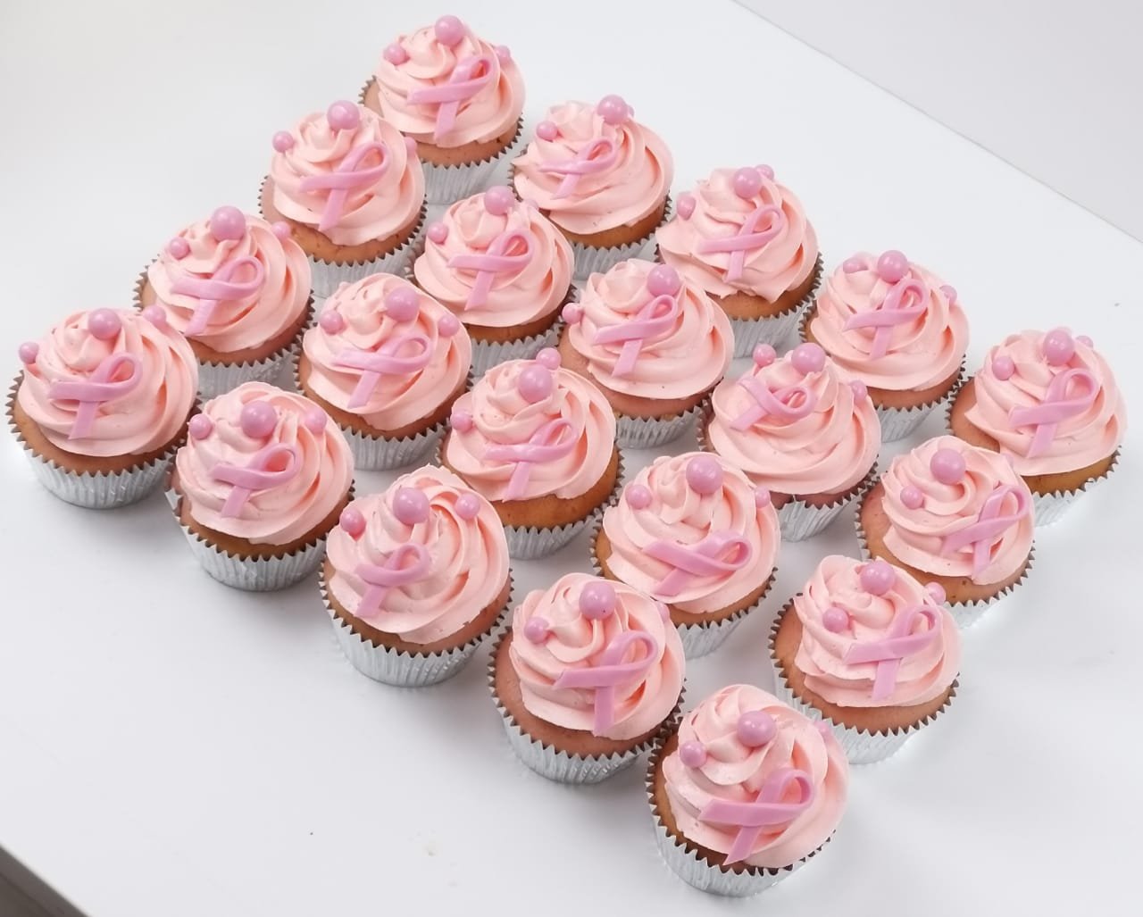 Breast Cancer Cupcakes ( Silver Wrapper - per piece )