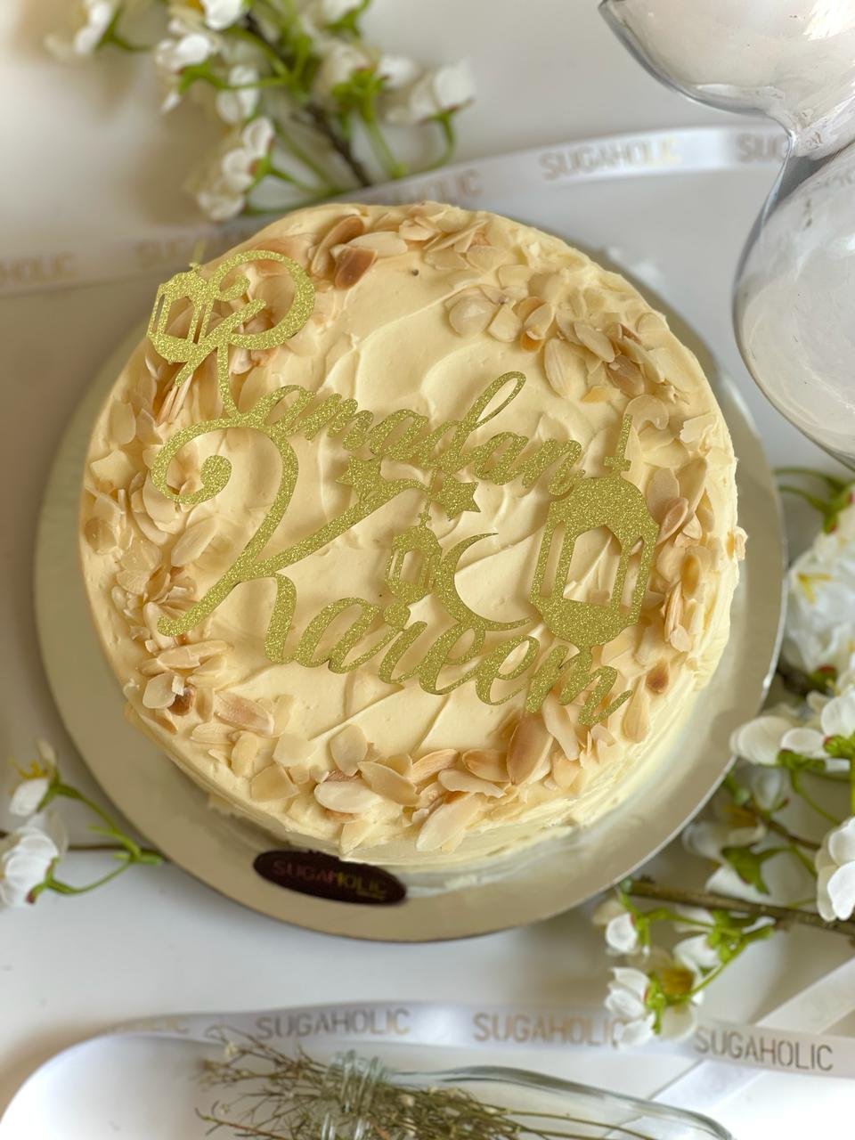 Vanilla Chiffon Cake With Ramadan Kareem topper (Salted buttercream)