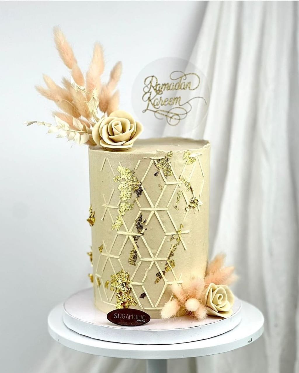 Ramadan Kareem Stencil Cake 