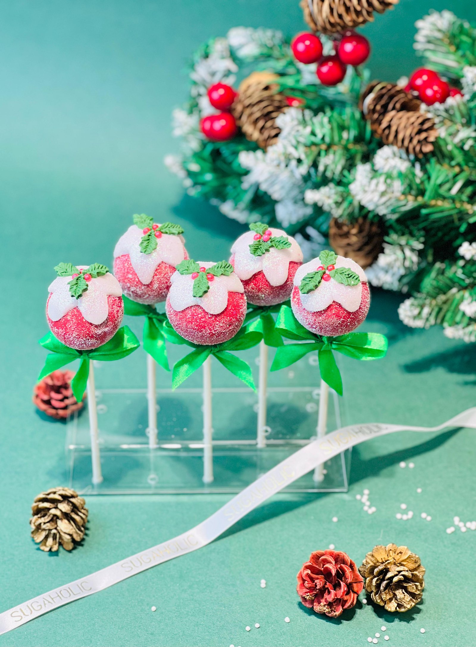 Holly Leaf Cakepop