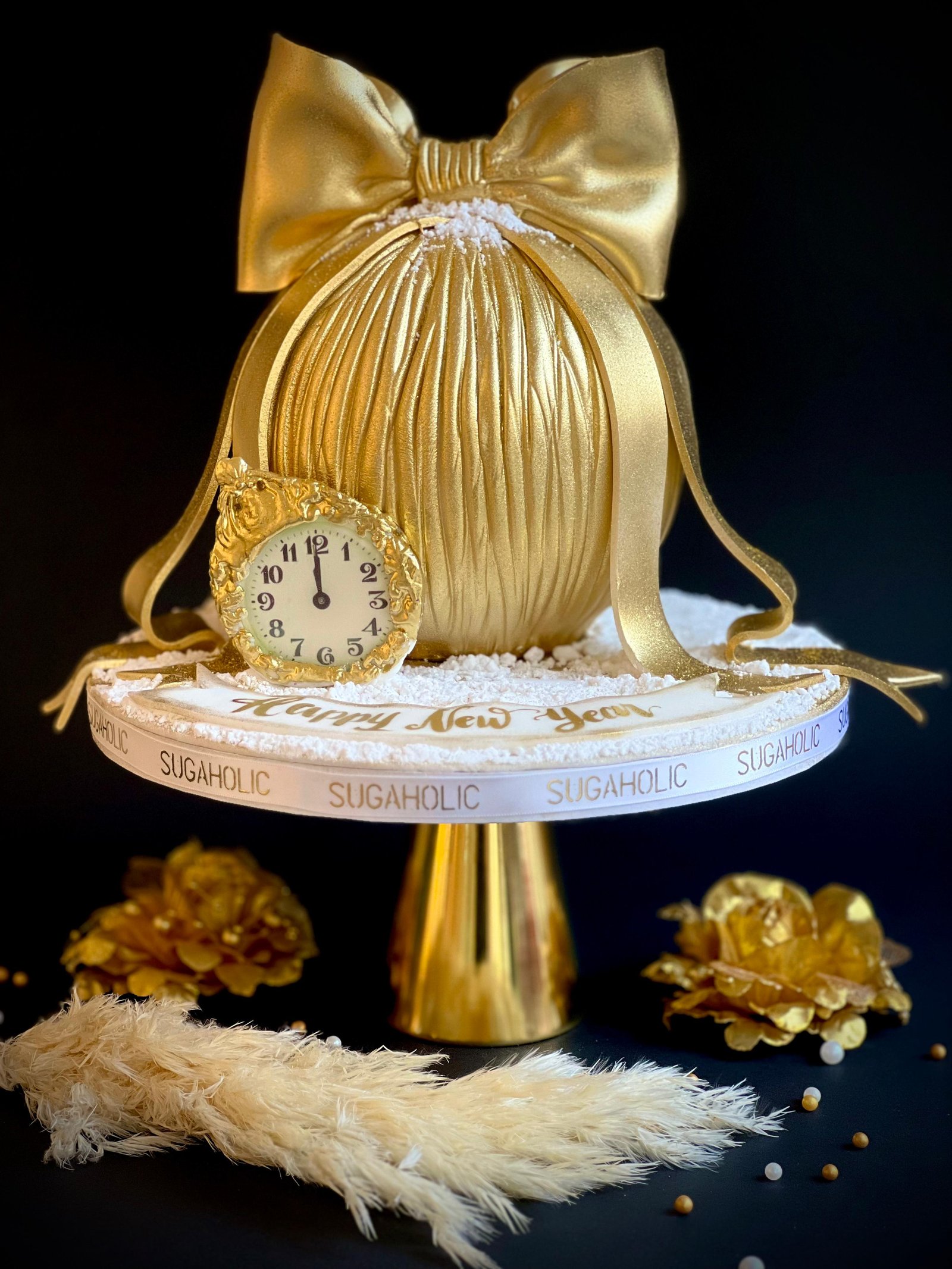 New Year Prosperity Round Gold  Cake