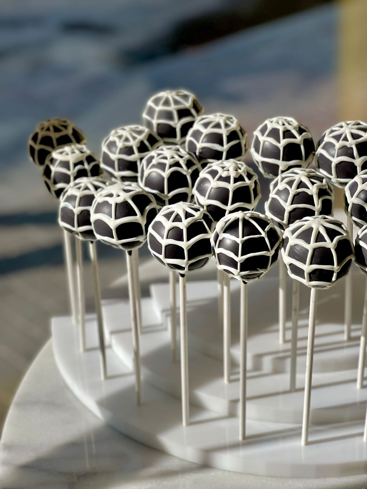 Spider Web Cakepop