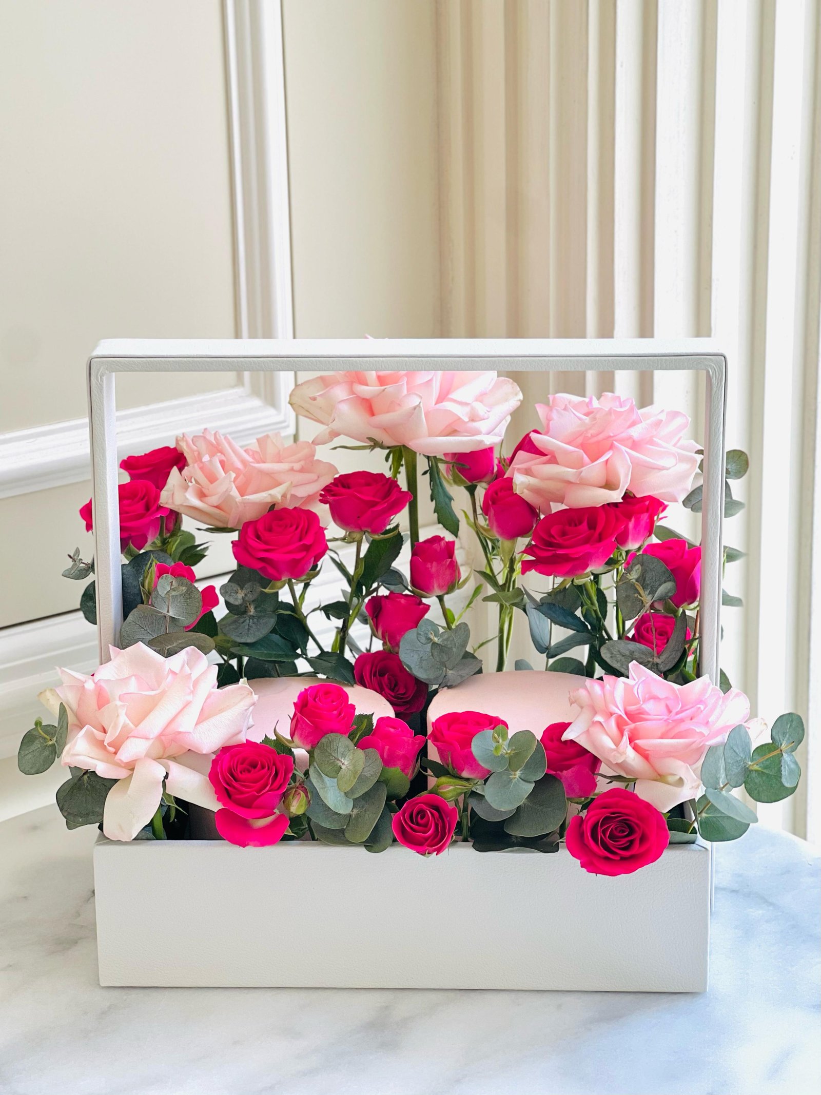 Bloom Perfection Floral Mini Cake Tray