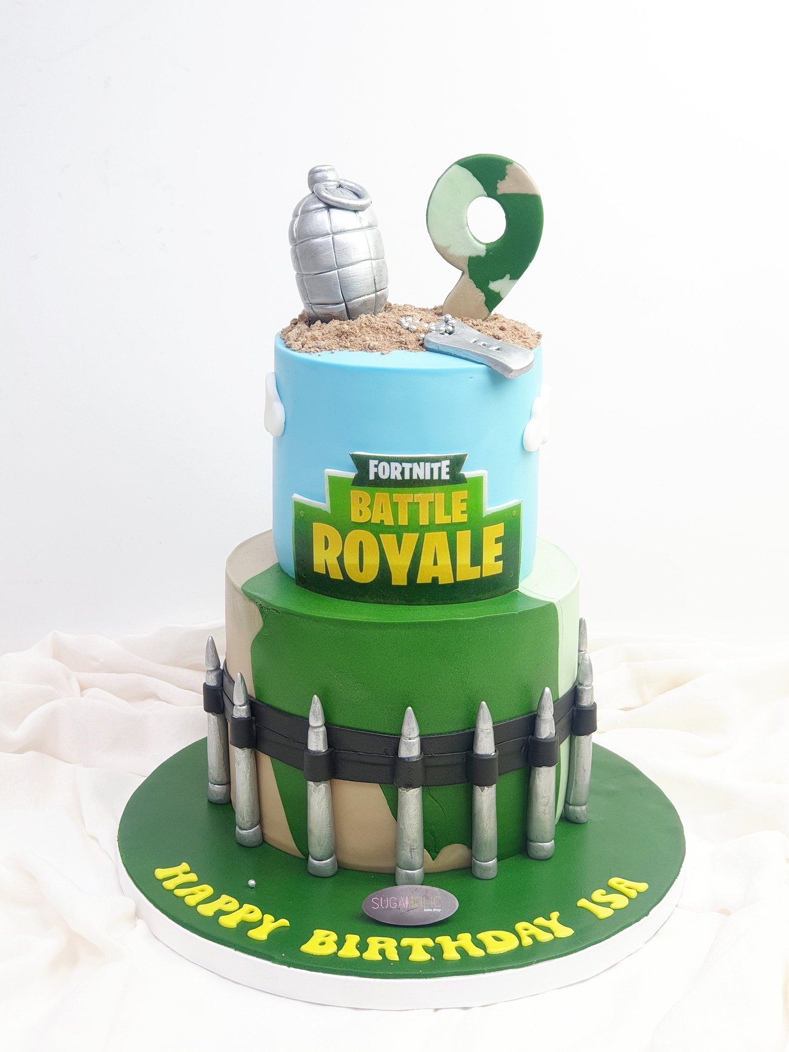 Battle Royale Cake 01