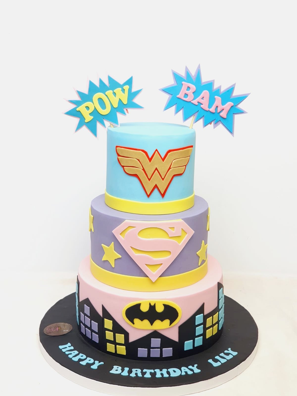 SuperHero Cake 02